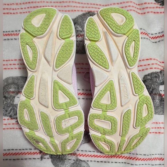 HOKA Women's Bondi 8 - Picture 8 of 10